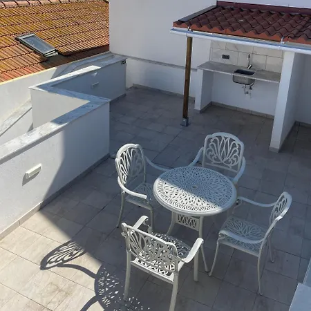 Feriehus As Estrelas -trois Hebergements Au Choix Acces Independants Meme Rue - Proche Centre -calme -confort -climatises - Plages -surf- Parking Free *
