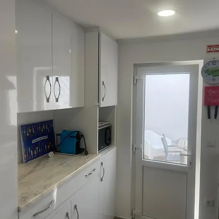 As Estrelas -trois Hebergements Au Choix Acces Independants Meme Rue - Proche Centre -calme -confort -climatises - Plages -surf- Parking Free Holiday home *