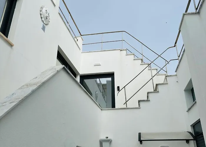 Hébergement de vacances As Estrelas Proches Centre Et Petite Trois établissements Indépendants Climatisés Et De Confort Peniche